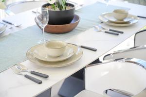 6Br near Schofield Rousehill Centre