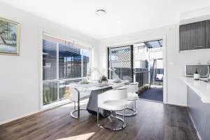 6Br near Schofield Rousehill Centre - Doonside