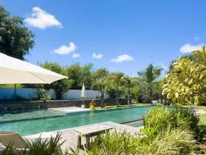 Domaine Putu Bali - Havre de paix & Piscine Lagon - Petit Raffray