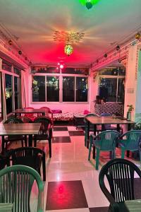 Nukkad Guest House Near City Palace Udaipur