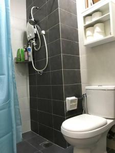 Pleasant & Chic- Studio Unit at Mesamall
