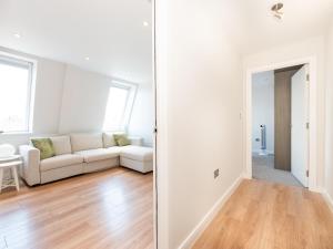 Cosy Central Stylish Apartment in Twickenham - Pass the Keys