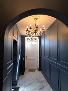 Appartements G2 Joli 2 pieces calme RDC cote jardin centre Angouleme : photos des chambres