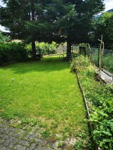 Appartements Rez de jardin en bordure de ruisseau : photos des chambres
