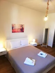 Comfortable Apartment Close to the Airport - Spáta