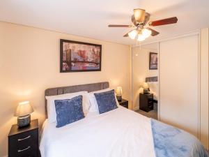 Shop & Stay at Bicester Village near our 3 Bed Home Pass the Keys