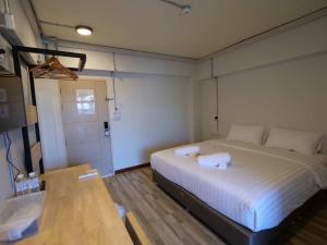 The Ten Hotel Thippanate