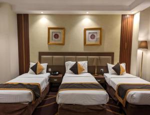 Al Ansar Palace Golden Tulip Hotel