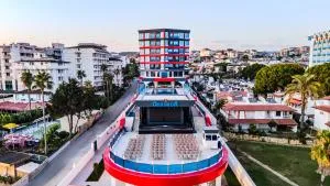 Granada Luxury Red Adult Only - Okurcalar