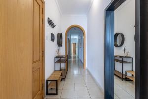 Morina Court