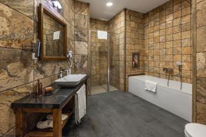 Deluxe Cave Suite room in Cappadocia Estates Hotel