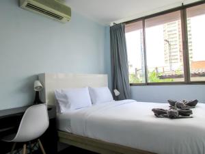 420 Hostel - Ekkamai Buds & Beds