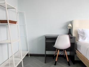 420 Hostel - Ekkamai Buds & Beds