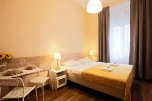 East Station DeLuxe - Pestj