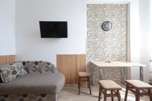 Buk Apartments on Doroshenka 29