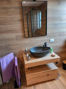 Luxury Garden Flat img22