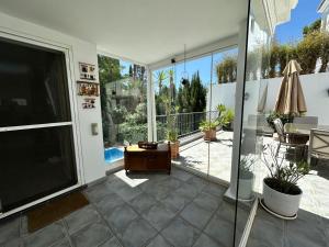 Wonderful private villa near beach with sea views