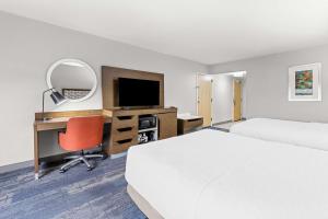 Queen Room with Two Queen Beds (4 Adults) room in Hampton Inn Florence Midtown