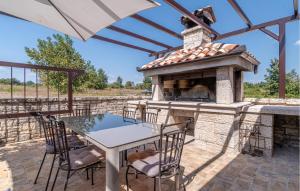 Stunning Home In Trosti