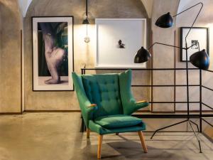 Browns Downtown Hotel