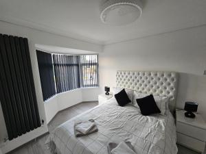 Woolfall heath avenue