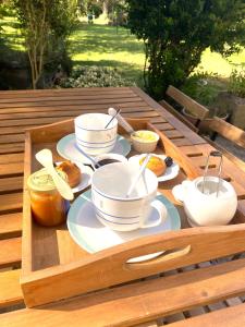 CH1- MANOIR DU MOULINIER - Campagne - Calme - Petit-déj inclus - Table dhôte sur réservation - Parking gratuit