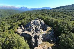 Maison agréable avec grands volumes
