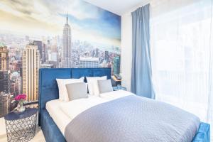 Balcony - Sunny - Modern