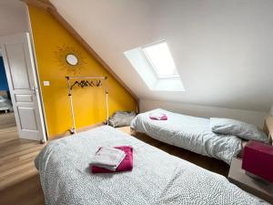 Maisons de vacances Sweet Omaha Belle maison recente lumineuse et cosy bien equipee jardin clos 15 mn a pied plage Omaha Beach et proche de Bayeux & Port en Bessin : photos des chambres