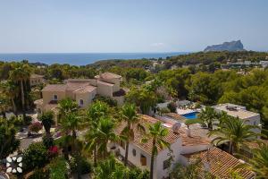 Villa Yoja by Abahana Villas