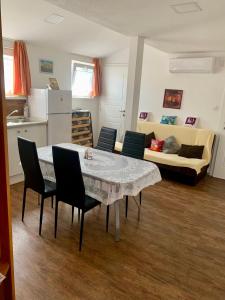 Sára Vendégház Buzsák