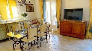 Villas Villa Les Cistes : photos des chambres