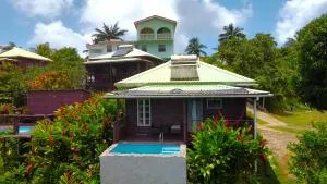 Montete Cottages Hideaway with Private Pool & Stunning Views - Choiseul