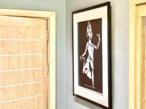 Sky hotel - Rooms & Free laundry - 50m to Royal Palace