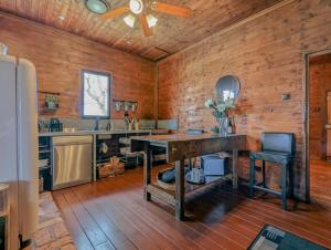 Luxury Rustic Cottage in Hunter Valley