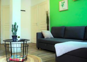Appartements Appartement - parking prive gratuit, proche centre-ville et gare de Saint-Omer : photos des chambres