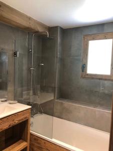 Appartements Appartement vieux Bois renove avec terrasse : photos des chambres