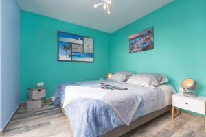 Villa Soleil in peaceful location with a sea view