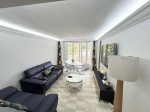 Appartements Appartement chaleureux avec balcon - Champigny : photos des chambres