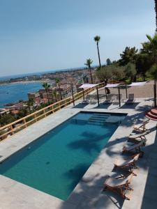LUXURY VILLA Vittorianna Etna- Taormina & Seaview with Pool