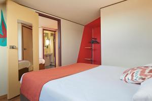 Hotels The Originals City, Hotel A Pic, Cherbourg : photos des chambres