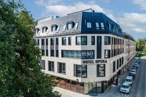 Hotel Opera - 比亚沃维耶扎