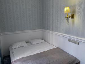 Single Room room in Royal Grand Hotel
