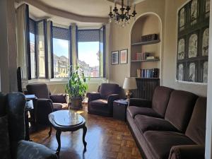 HomeGallery - elegante appartamento Milanese