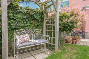 The Poppies, a stylish Aldeburgh holiday home