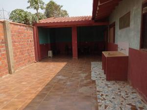 Casa con Piscina y Cascada