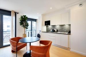 Appartements Raffinement et Confort dans cette Residence a Levallois-Perret : photos des chambres