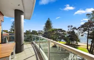 340 The Waves, The Esplanade, Cowes - Fairhaven