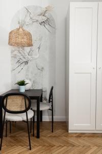 Comfort Central Studio - by Upstairs