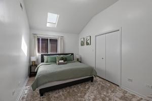 The Haven, Great Location near Downtown, Medical District and United Center